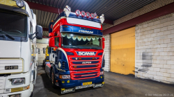 20260329-Tom-Holding-00328